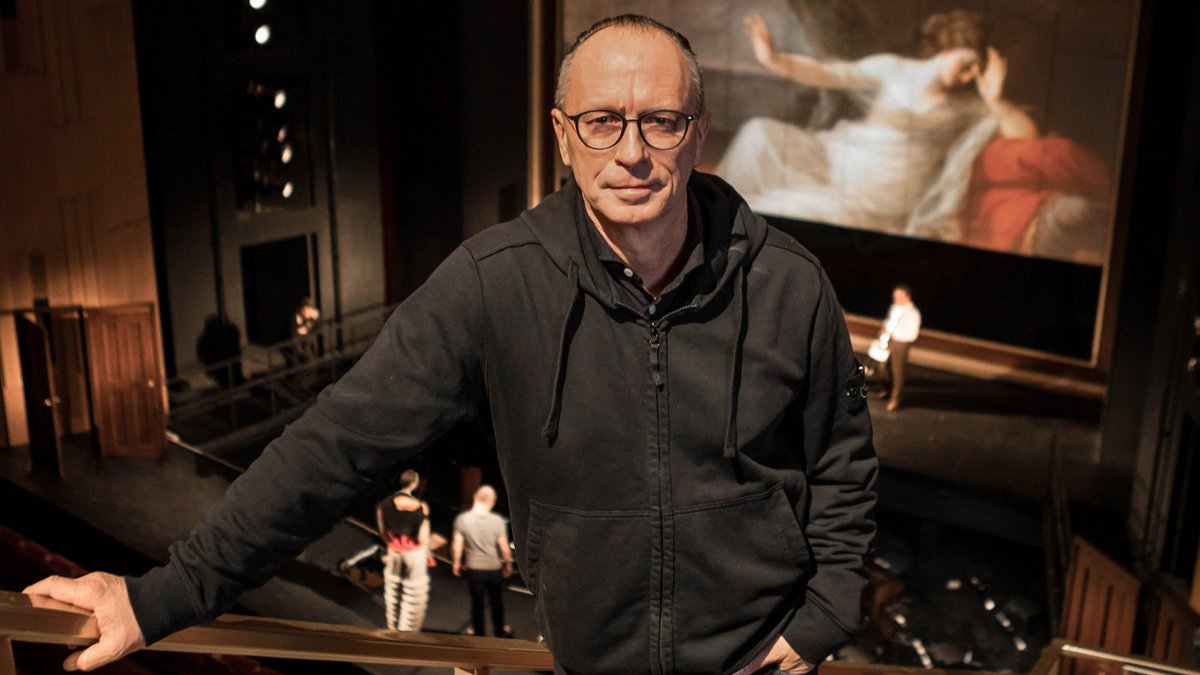 Theatermann Hasko Weber bei einer Probe am Weimarer Nationaltheater. Fotos: Andreas Schlager