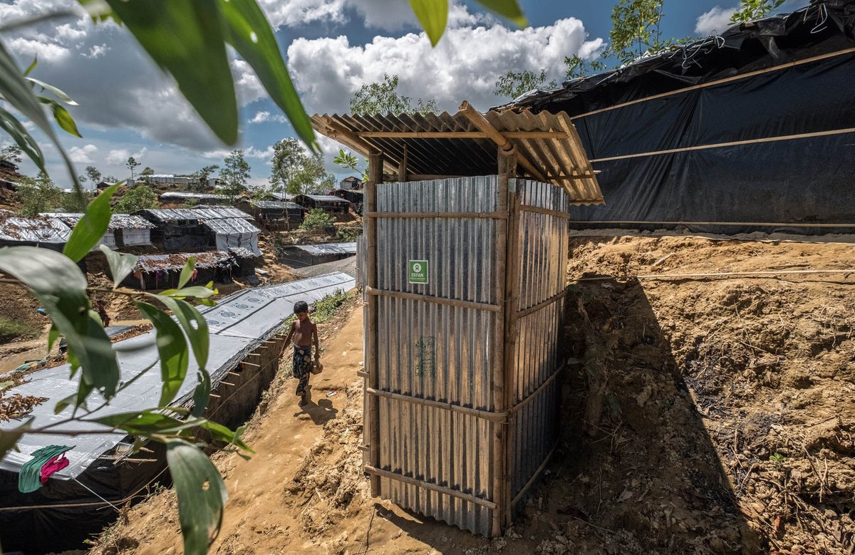 Bangladesh, Balukhali Camp: Für mehr Privatsphäre sorgt diese Oxfam-Latrine. Foto: Tommy Trenchard, Oxfam