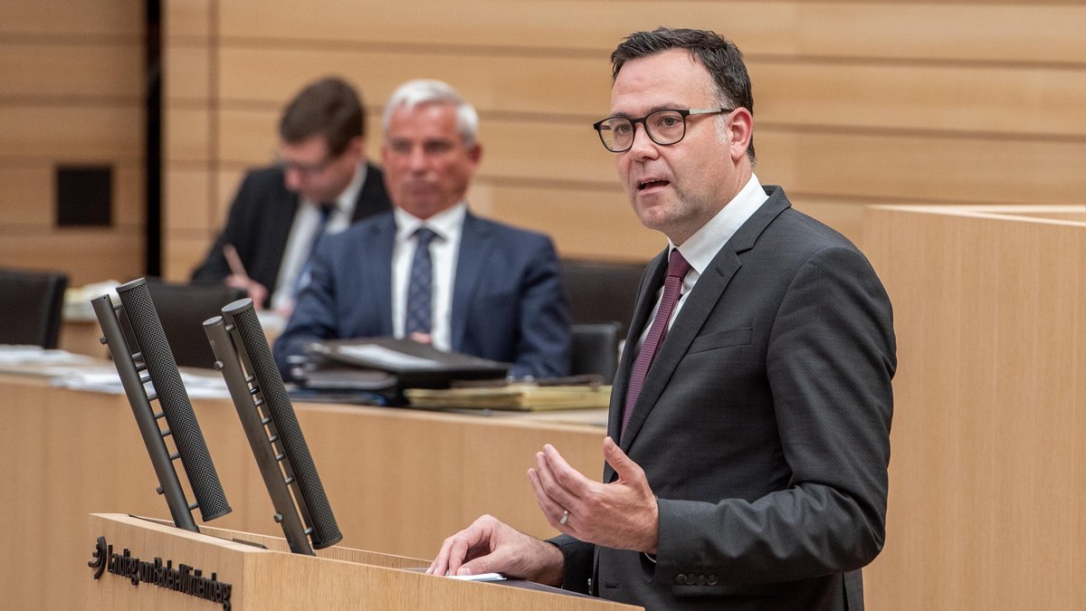 CDU-Politiker Siegfried Lorek, Staatssekretär für Justiz in Baden-Württemberg, ist in Erklärungsnot. Foto: Jens Volle
